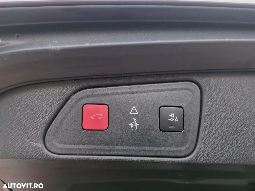 Peugeot 3008 BlueHDi 130 Stop & Start EAT8 Allure Business-Paket - 11