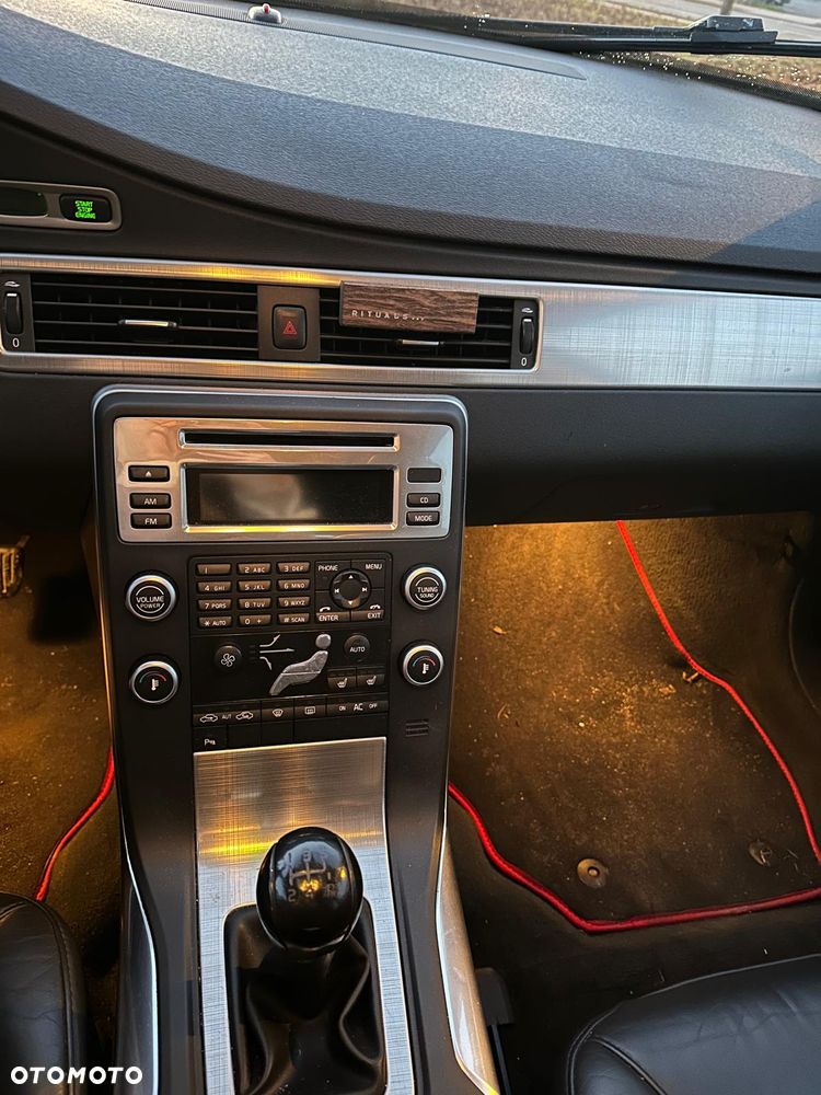 Volvo V70 DRIVe Summum - 13