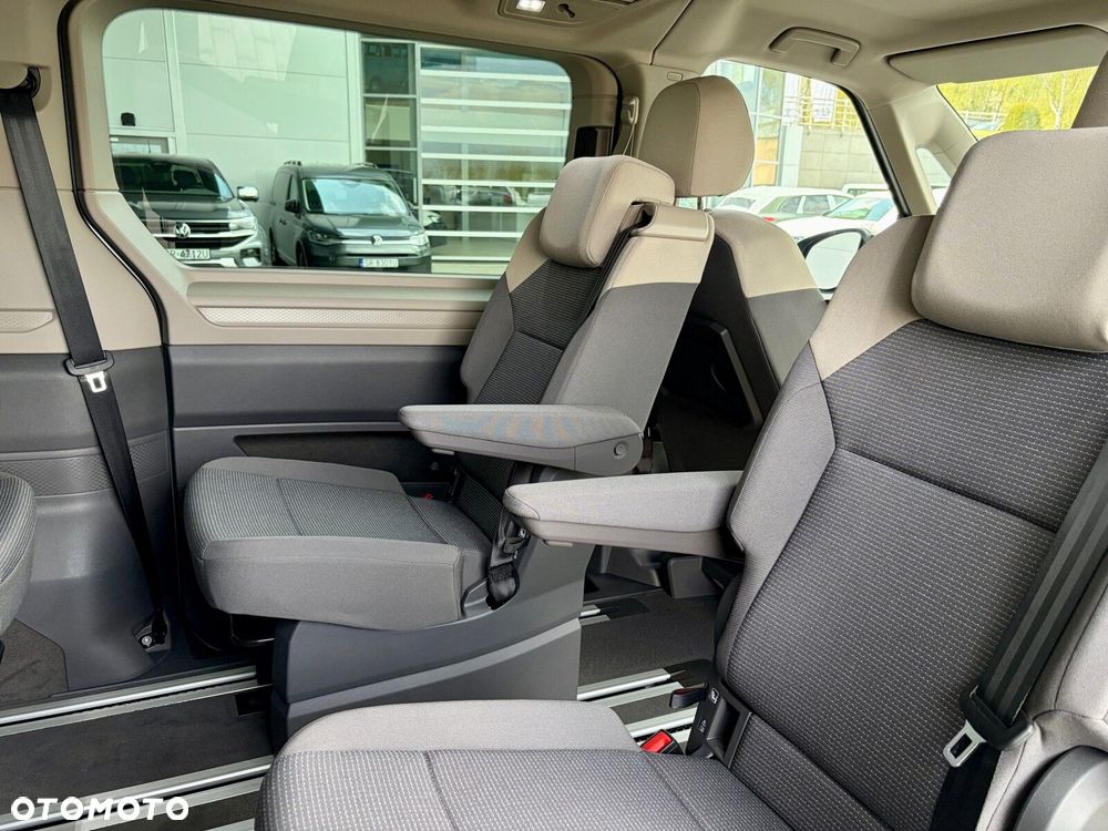 Volkswagen Multivan - 14