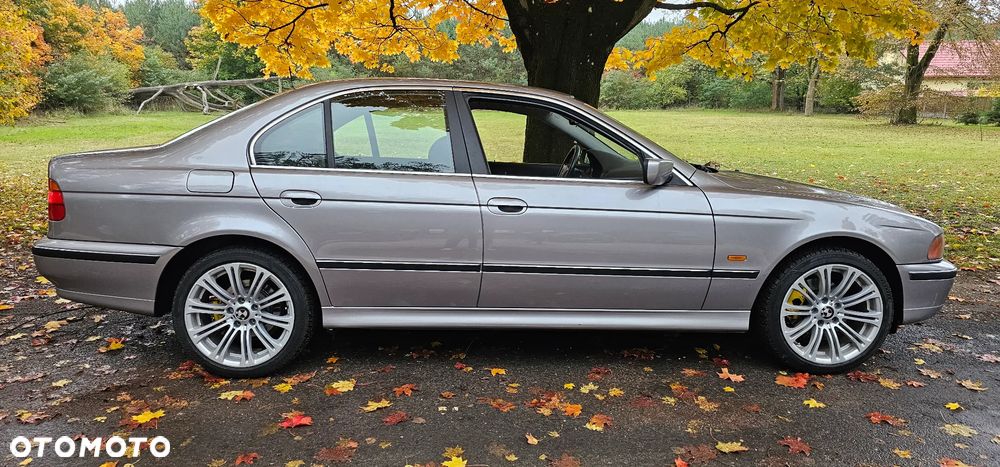 BMW Seria 5 523i - 4