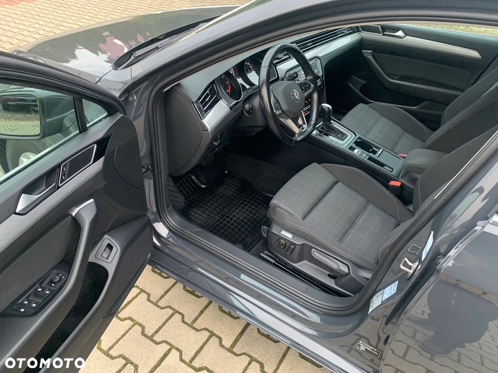 Volkswagen Passat 2.0 TDI EVO Business DSG - 11
