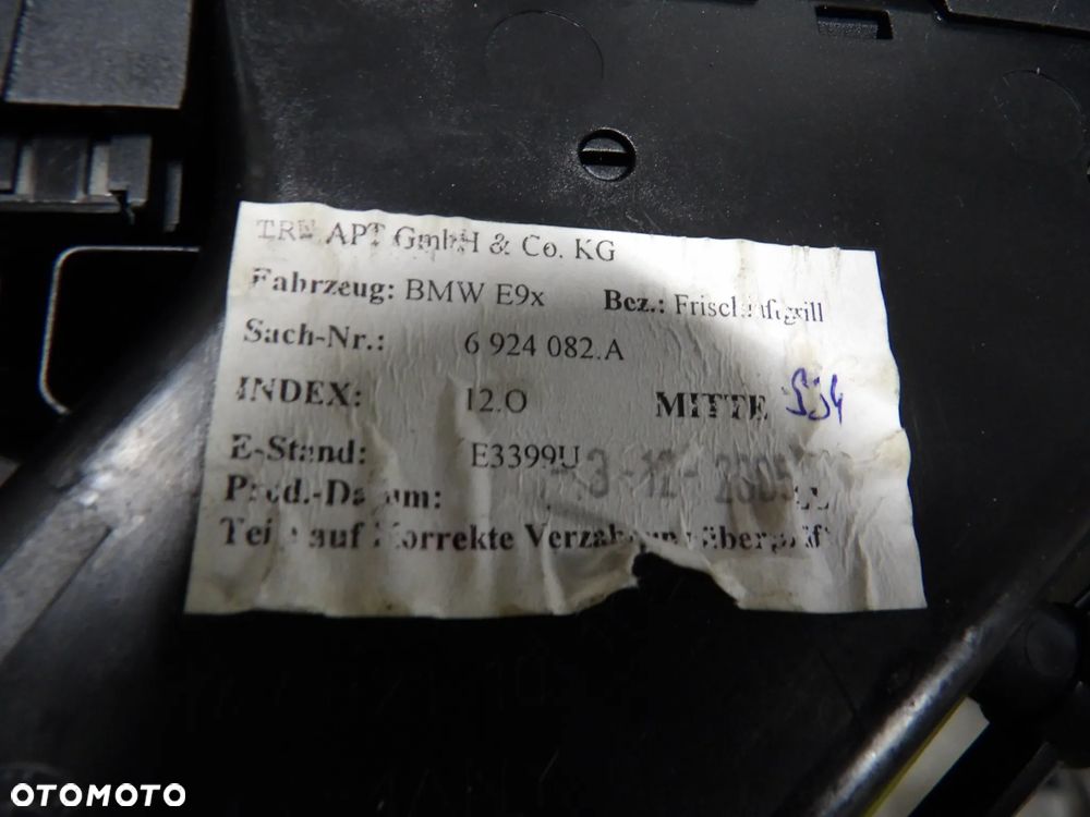 BMW - E90,E91 - ŚRODKOWA KRATKA NAWIEWU - DEKOR KONSOLI - 6924082 - 2