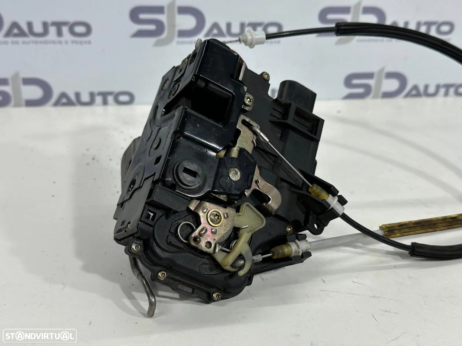 Fecho Porta Frente / Trás Direito / Esquerdo - Audi A6 Allroad (C5) - 12