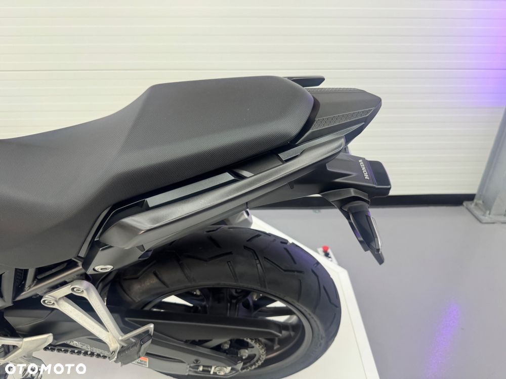 Honda CB - 11