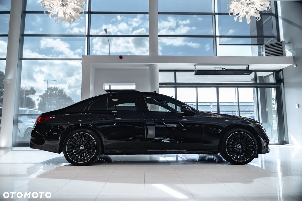 Mercedes-Benz Klasa E 300e 4Matic 9G-TRONIC Edition AMG Line - 13