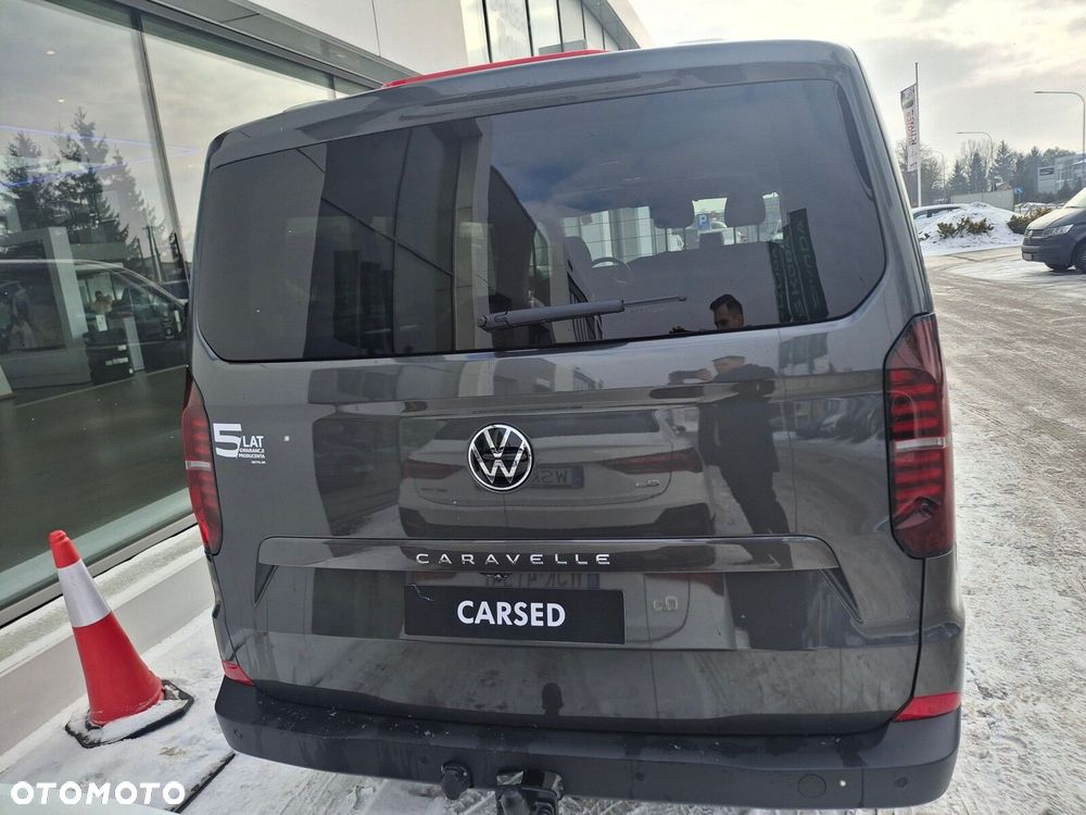 Volkswagen Caravelle - 12