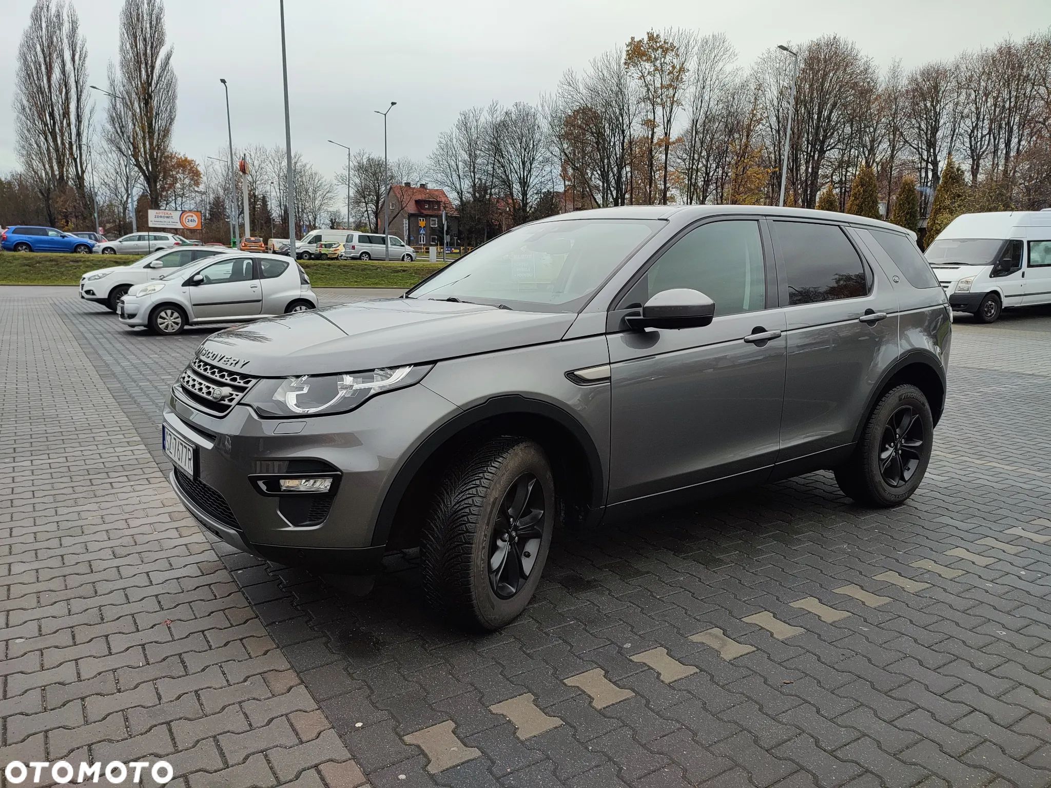 Land Rover Discovery Sport - 1