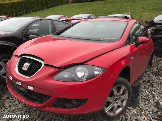 Dezmembrez Seat Leon an 2008 motor 1.9 BKC cutie manuala usi bara stop - 1