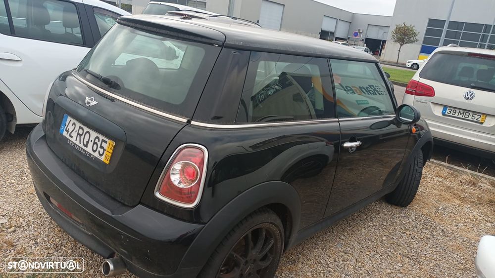 MINI 3 Portas One D - 2