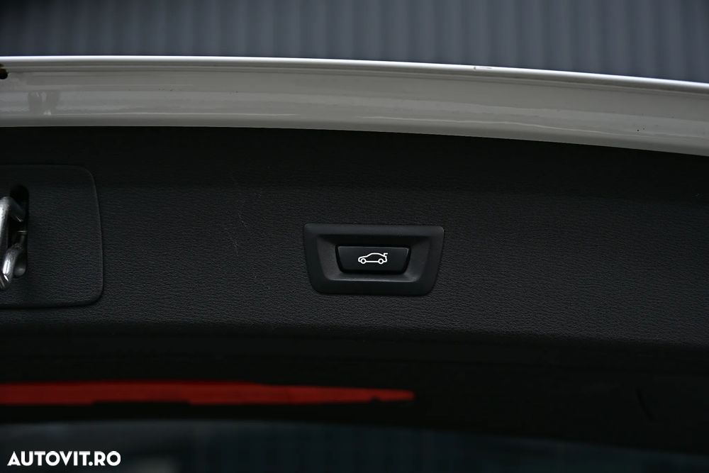 BMW X1 xDrive18d Aut. Sport Line - 37