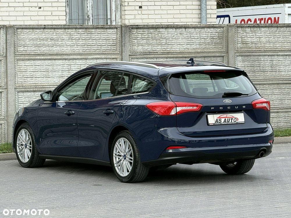 Ford Focus - 36