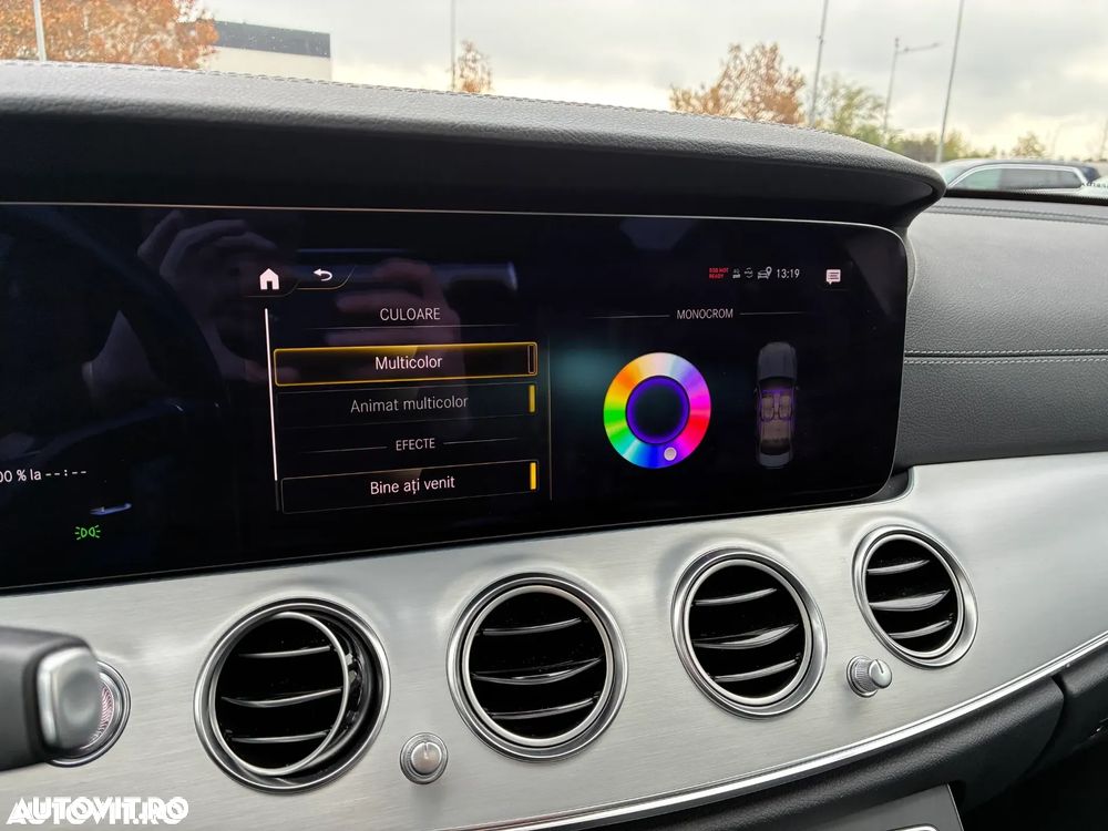 Mercedes-Benz E 300 de 4Matic 9G-TRONIC AMG Line - 33