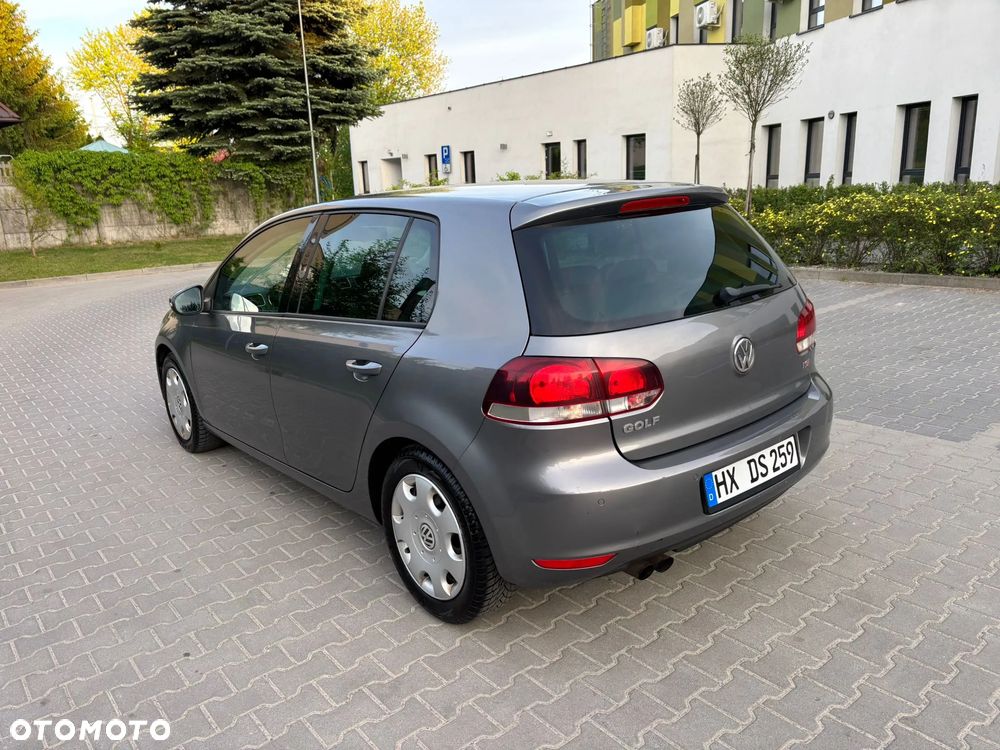 Volkswagen Golf - 29