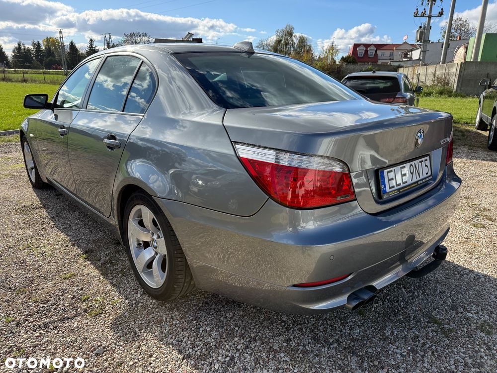 BMW Seria 5 530i - 4