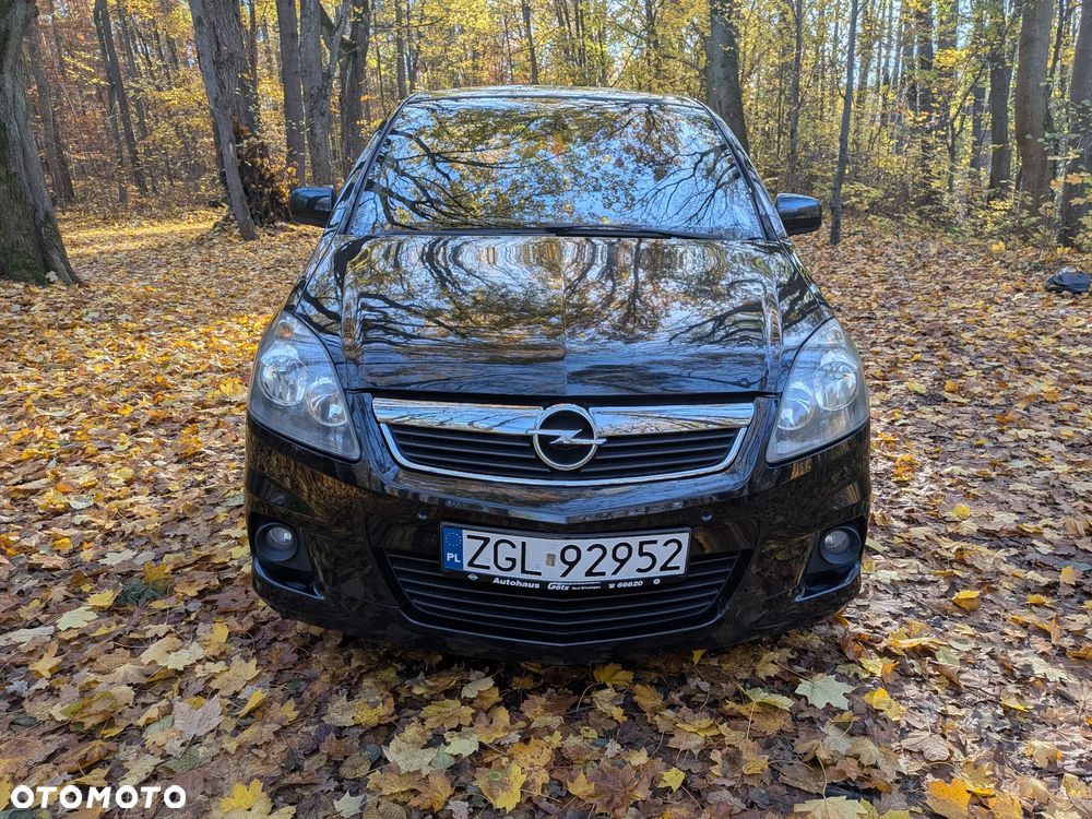 Opel Zafira - 2