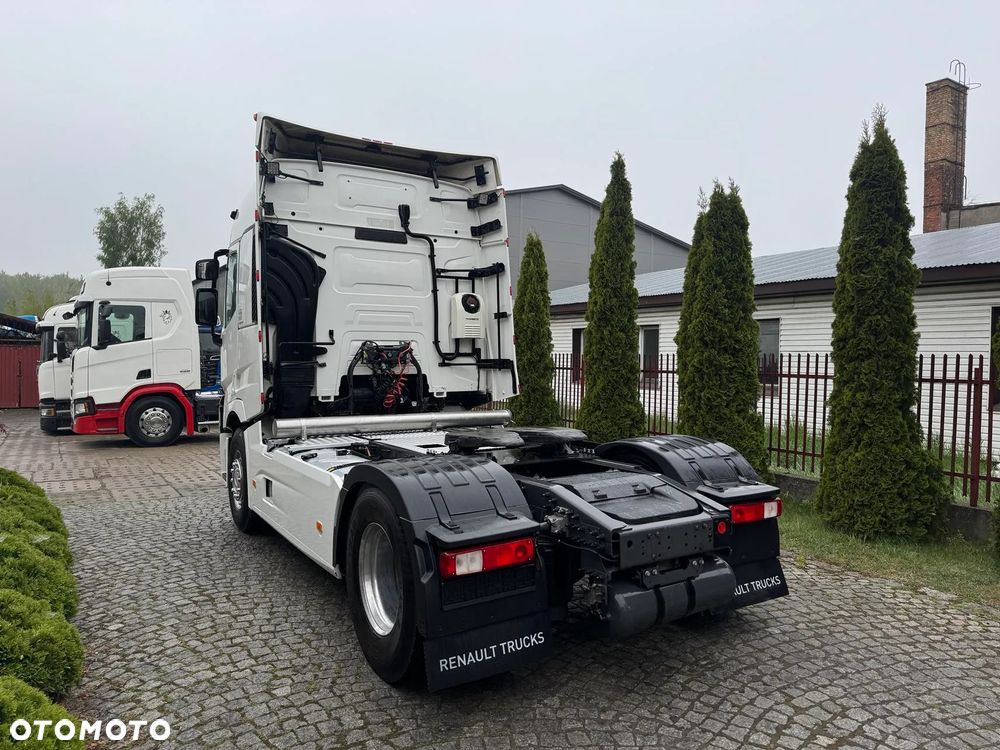 Renault T480 - 4