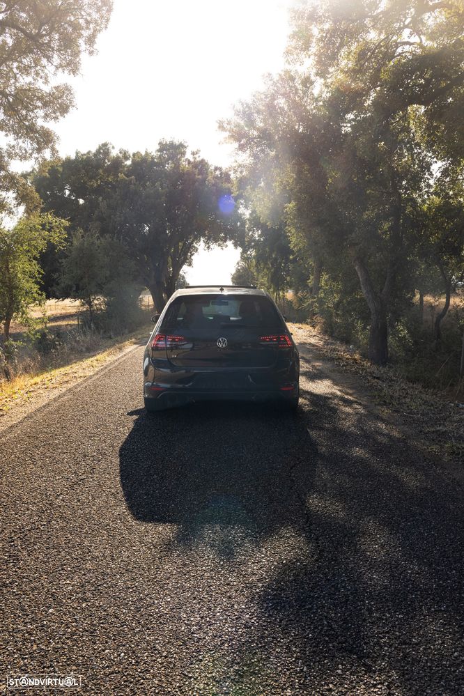 VW Golf 2.0 TSi R - 5