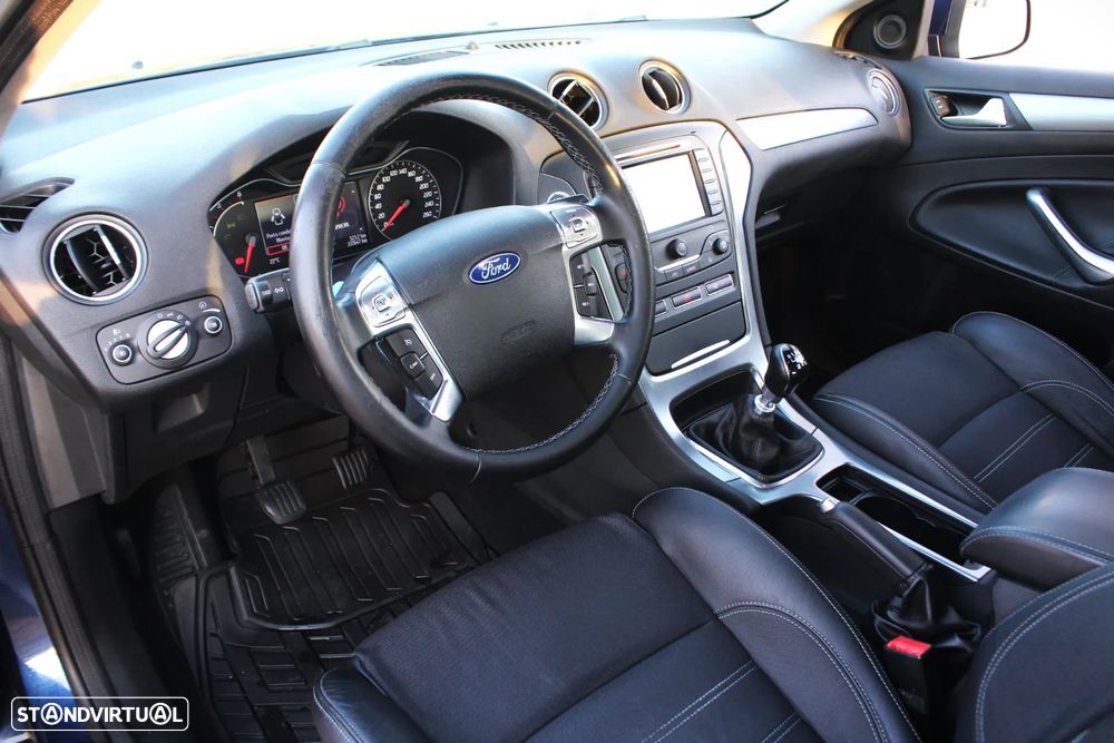 Ford Mondeo 2.0 TDCI Titanium - 29