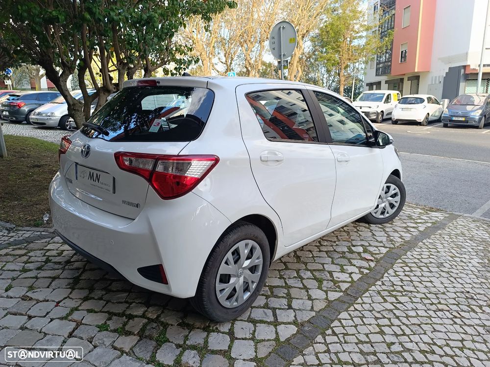 Toyota Yaris 1.5 HSD Comfort+Navi - 3
