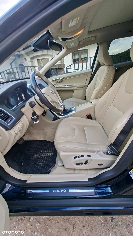 Volvo XC 60 T6 Geartronic Momentum - 12