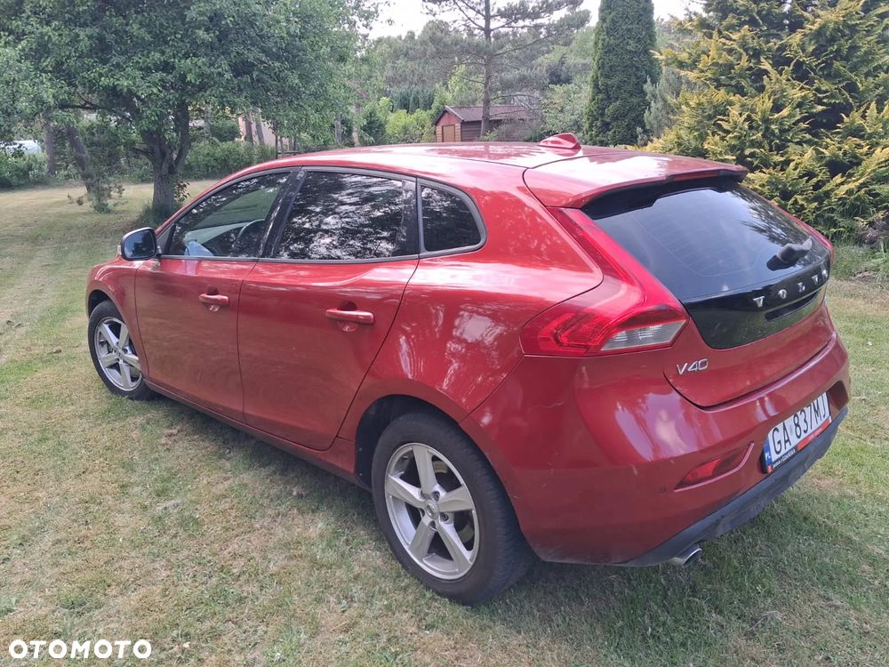 Volvo V40 D2 Geartronic Momentum - 5