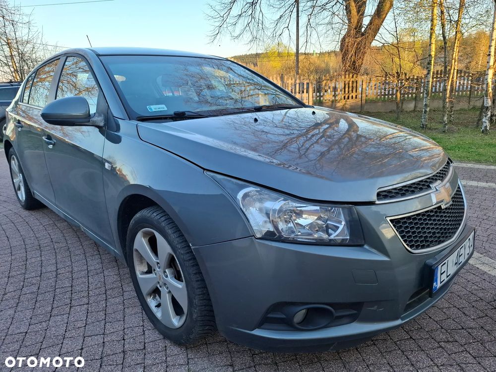 Chevrolet Cruze - 1