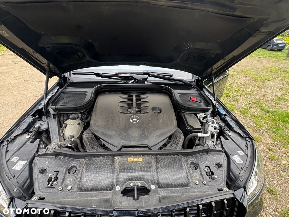 Mercedes-Benz GLS - 13