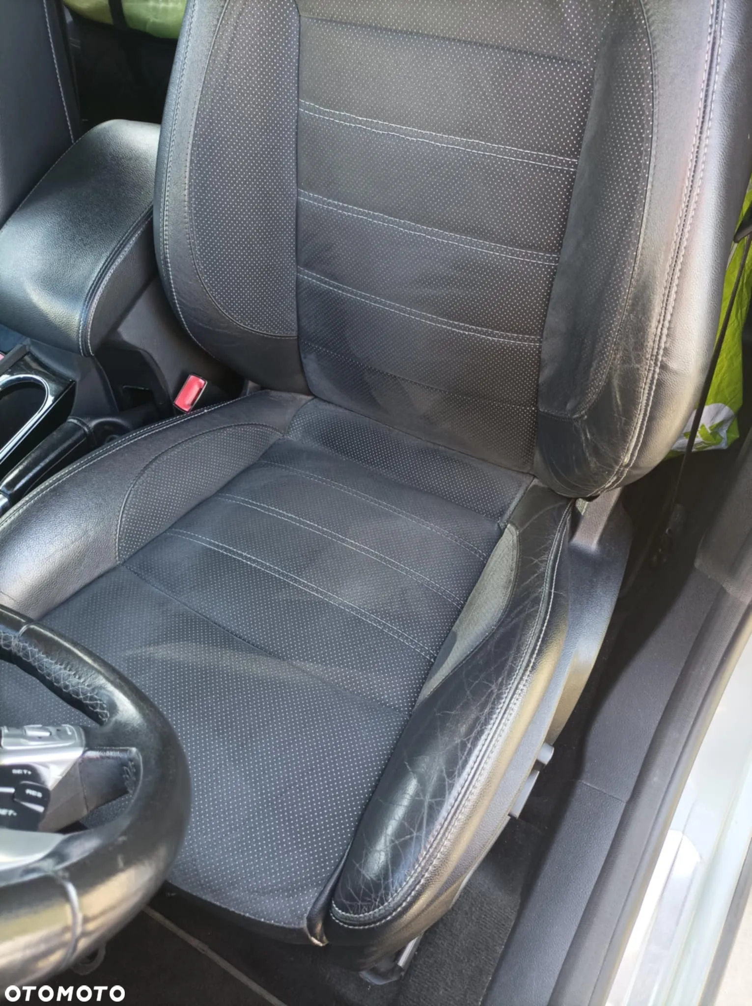 Ford Mondeo 2.0 FF Ghia - 23