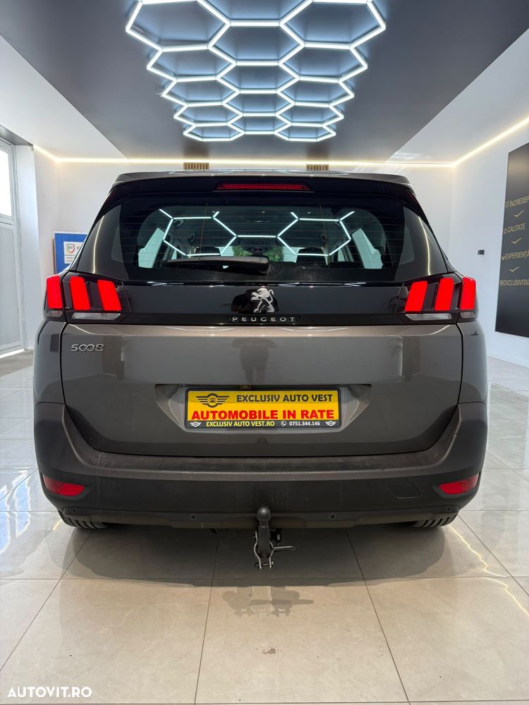 Peugeot 5008 - 16