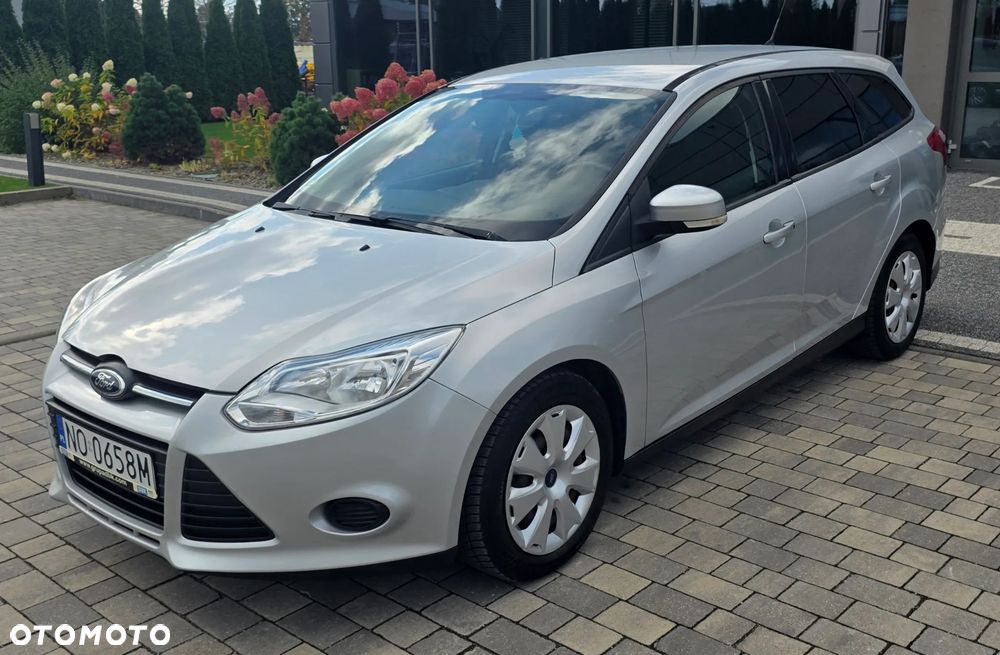 Ford Focus 2012 photo 3