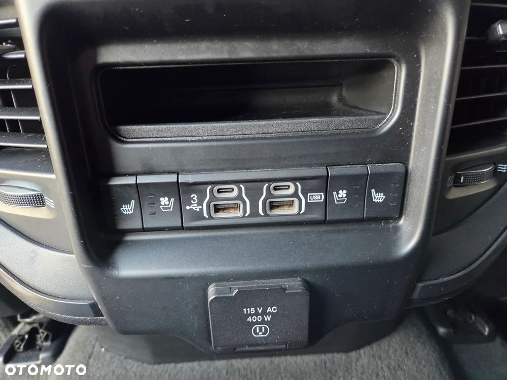 RAM 1500 Crew Cab Limited - 26