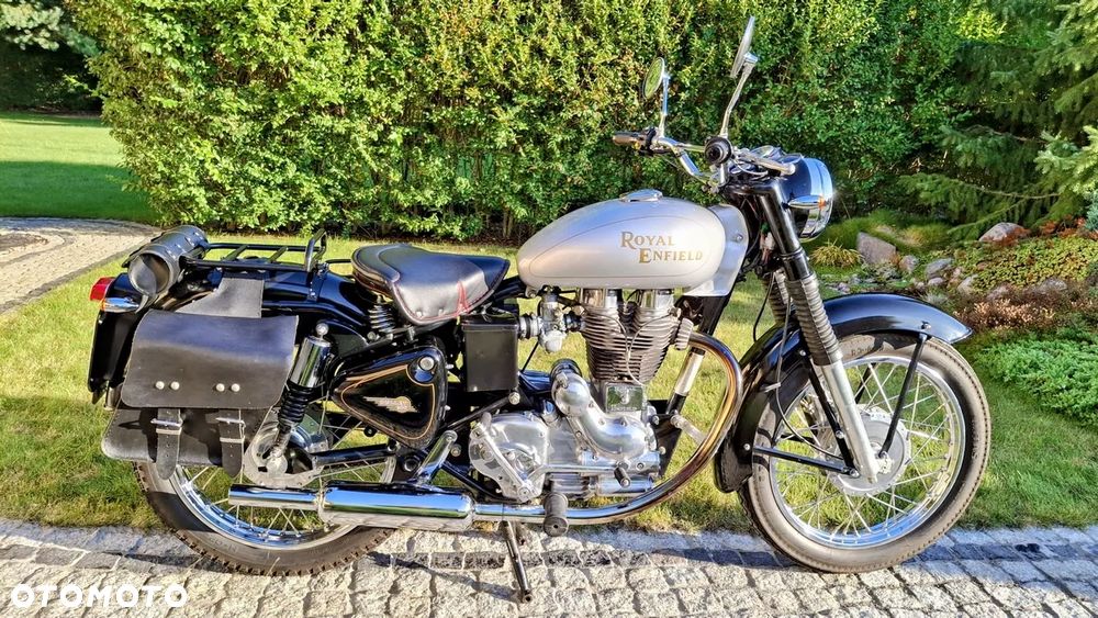Royal Enfield Bullet - 1