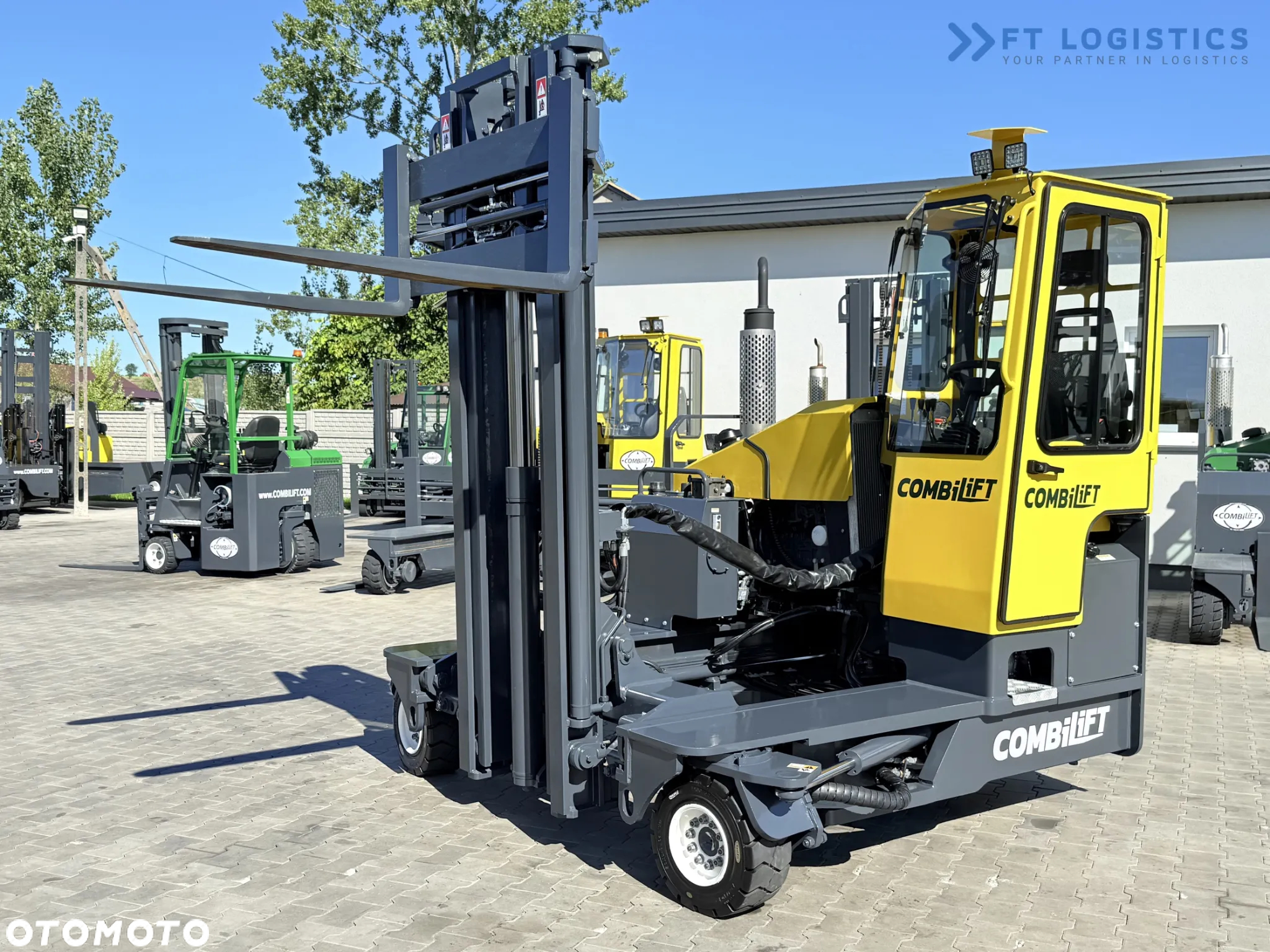 Combilift WÓZEK CZTEROKIERUNKOWY - WIELOKIERUNKOWY C4000 / DIESEL / DUPLEX 4100MM /JEDYNE 2888 MOTOGODZIN /  POZYCJONER WIDEŁ / PEŁNA KABINA - OGRZEWANIE / STAN IDEALNY / Szeroka oferta wózków czterokierunkowych i bocznych, dopasowanych do różnorodnych potrzeb i zastosowań - 25