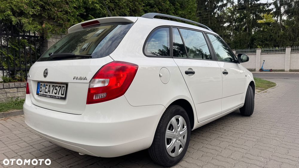 Skoda Fabia 1.2 HTP Active - 5