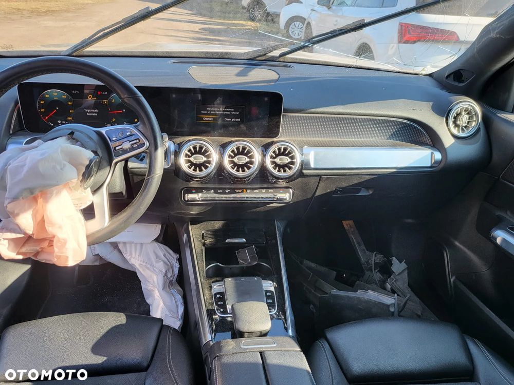 Mercedes-Benz GLB 200 d 8G-DCT Progressive - 6