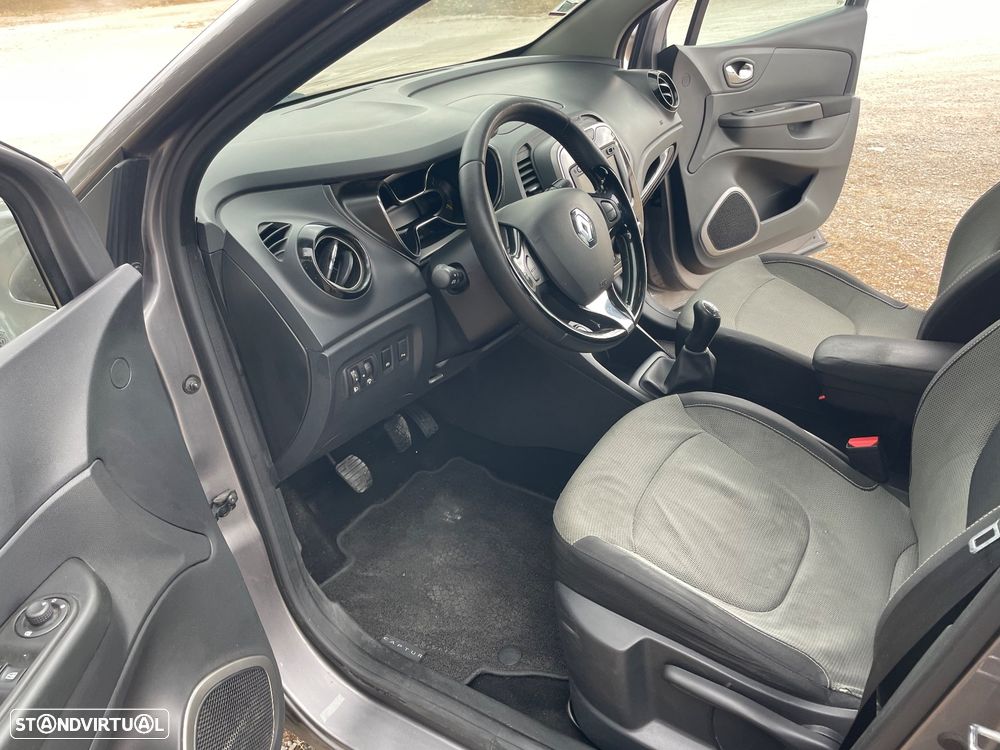 Renault Captur 0.9 TCE Exclusive - 21