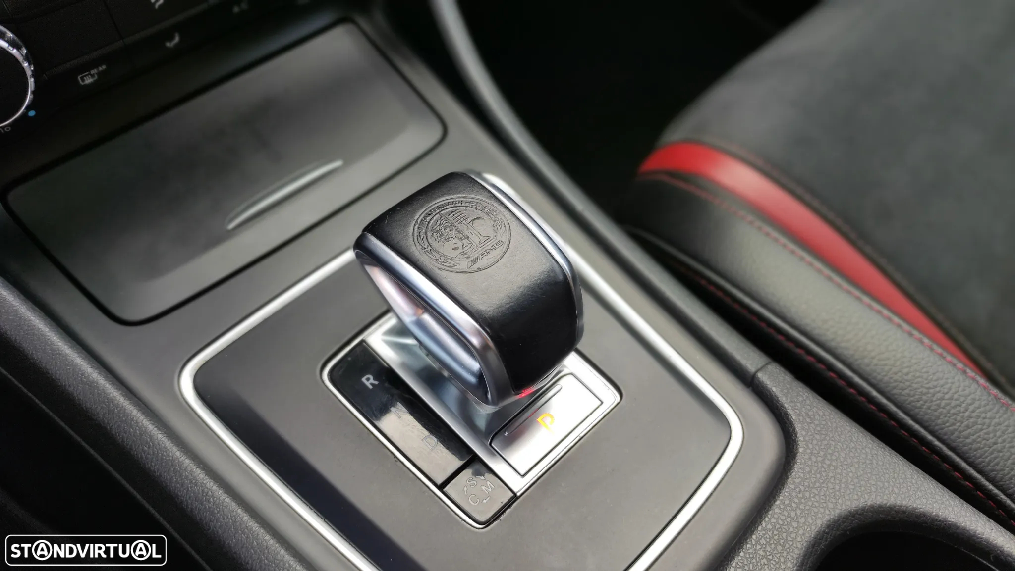 Mercedes-Benz A 45 AMG 4Matic Speedshift 7G-DCT - 18