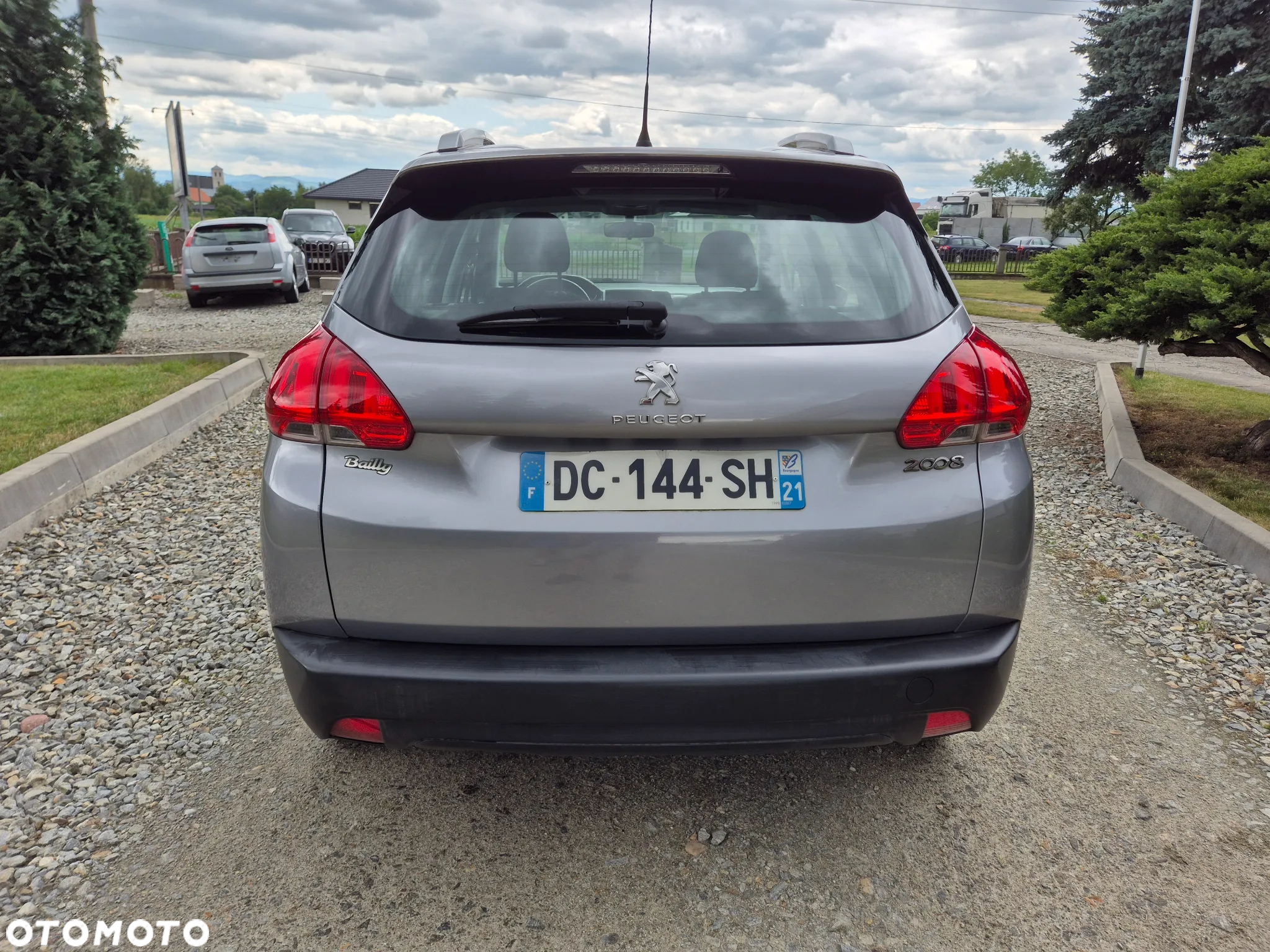 Peugeot 2008 - 7
