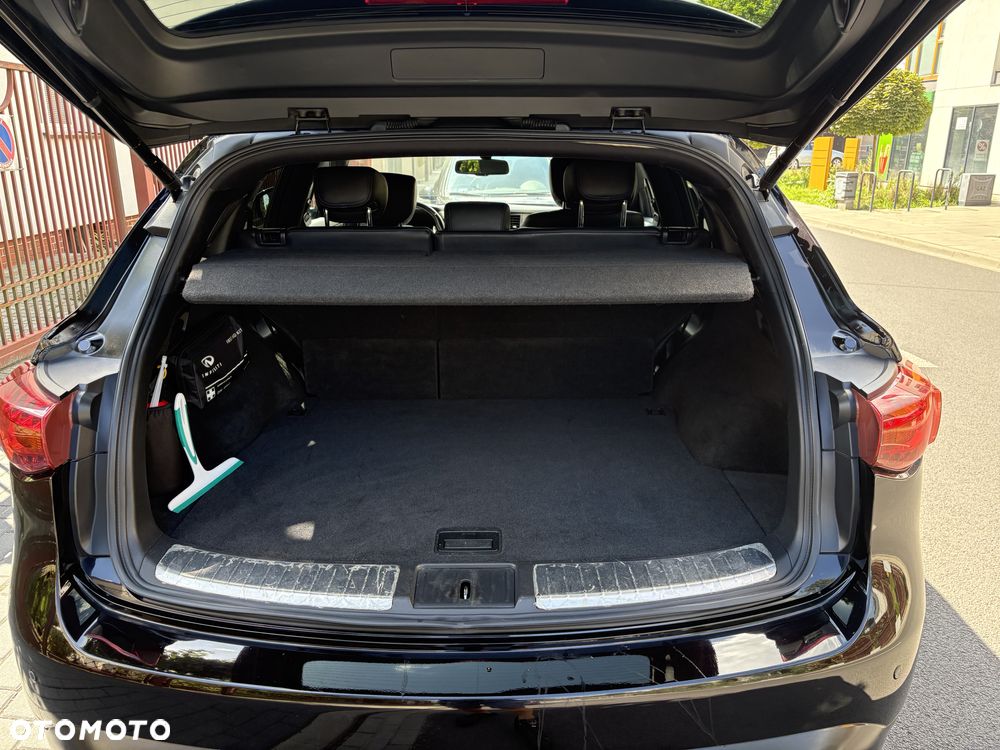 Infiniti QX70 3.0d S Premium - 2