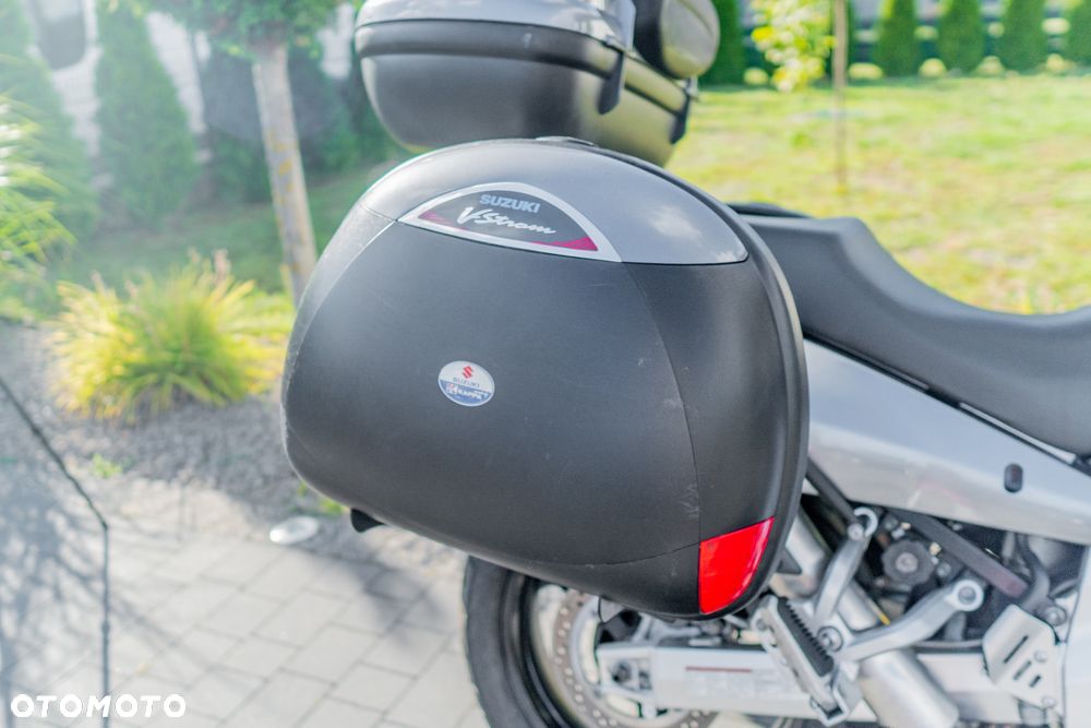 Suzuki V-STROM - 18