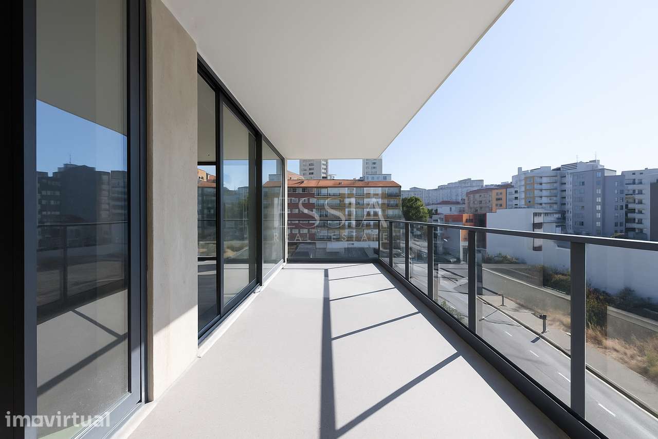 Apartamento T3 com Varanda no Varandas do Foco - Grande imagem: 2/12