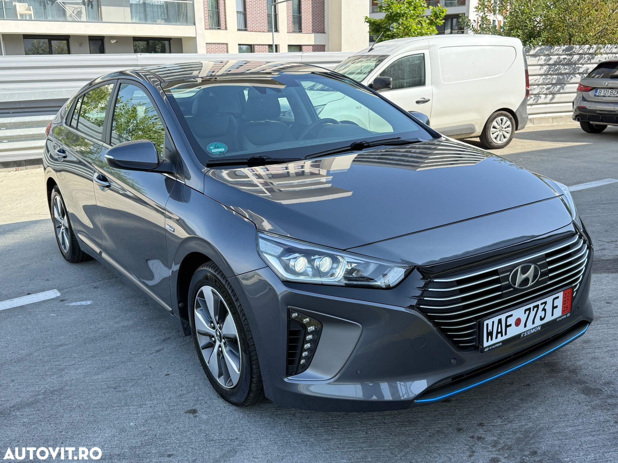 Hyundai IONIQ Plug-In Hybrid 1.6 141CP Exclusive - 6