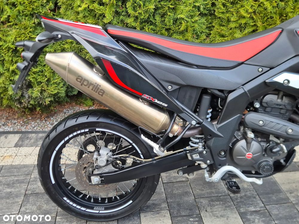 Aprilia SX - 9
