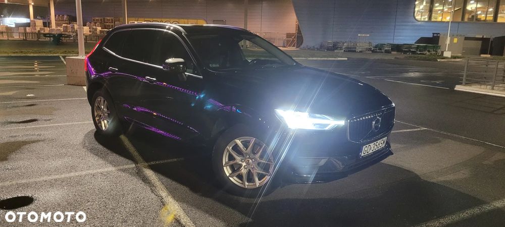 Volvo XC 60 T5 Momentum Pro - 16