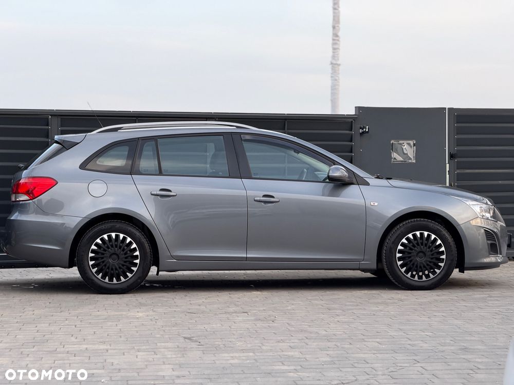 Chevrolet Cruze 1.6 LT+ - 6