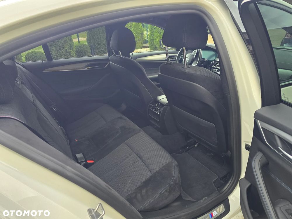 BMW Seria 5 520d xDrive M Sport sport - 6