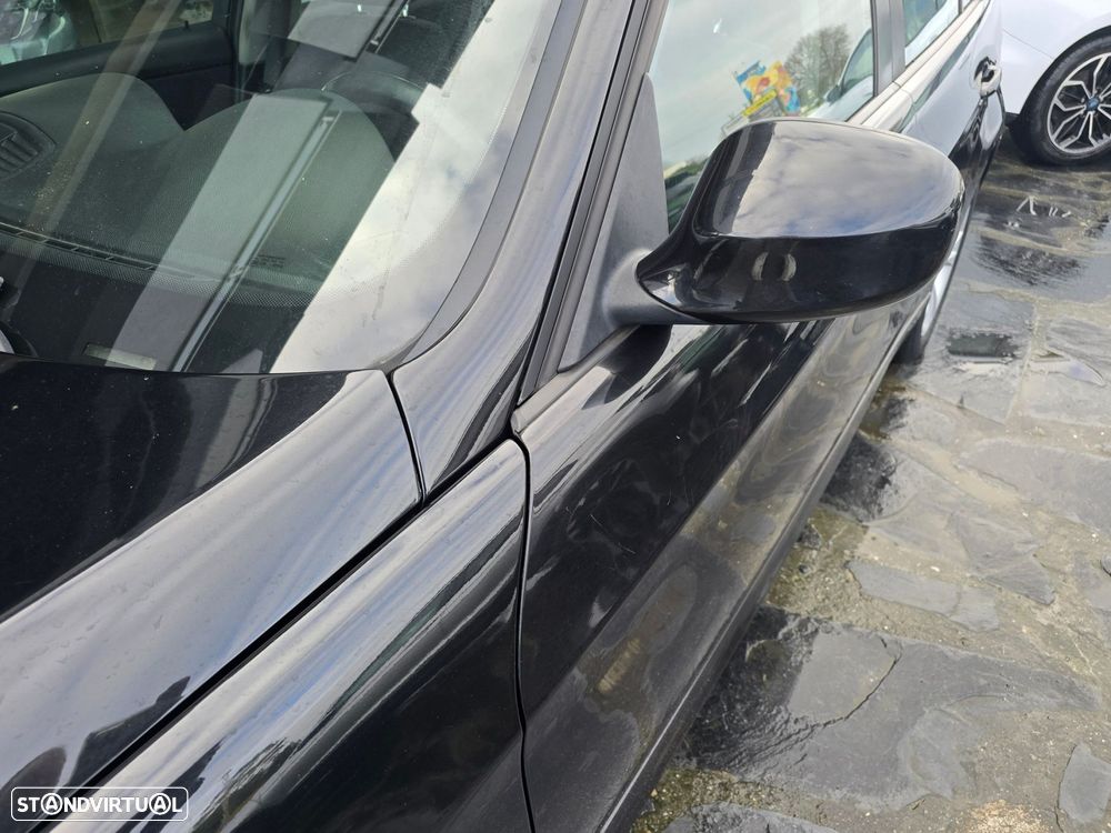 BMW 318 d Navigation Sport - 11