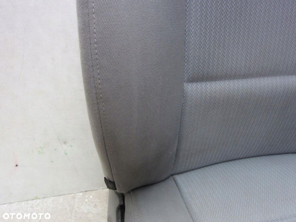BMW 3 E90 E91 FOTEL SZARY PRAWY PASAŻERA MATERIAŁOWY TAPICERKA - 5