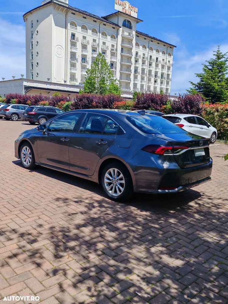 Toyota Corolla - 11
