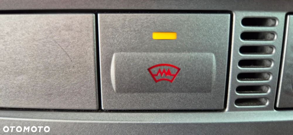 Ford Focus 1.6 16V Sport - 22